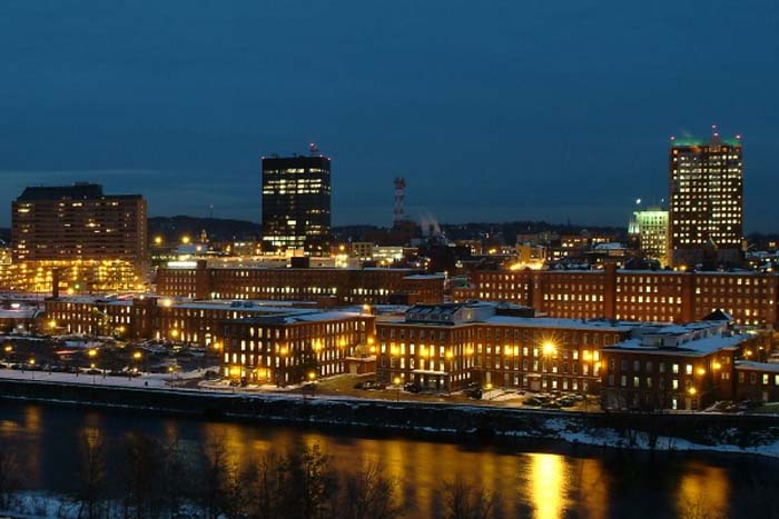 Siemens-farolas-LED- Ciudad de Manchester- EE.UU-alumbrado público