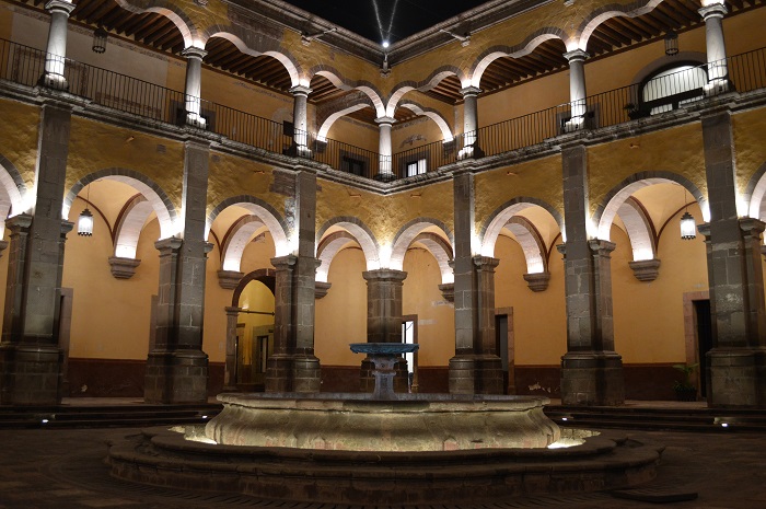 Luminarias - Grupo MCI - LedFloodStrip®II - Convento de Santa Rosa de Viterbo - México