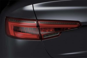 HELLA - Audi A4 - iluminación - LED - faros - luces - luz - automóvil