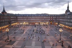 Foro Madrid21 - urbanismo - reformar - Plaza Mayor - iluminación