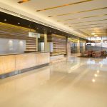 Aplicación Hospitality Receción Hotel con Regletas Linear y Lámparas LED